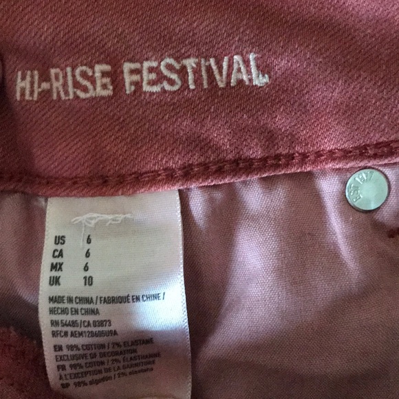 American Eagle Crotchet Festive Shorts - Picture 4 of 5